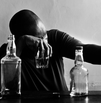 Clínica de Reabilitação para Alcoólatras Valor em Amarais